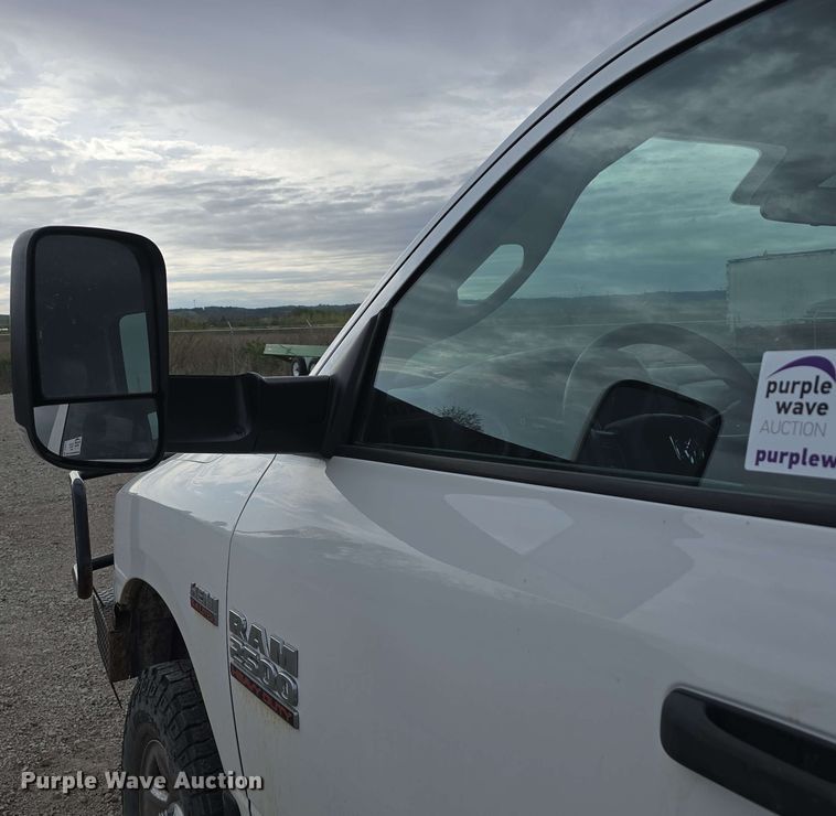 image for item DT6817 2018 Dodge Ram 2500 pickup truck