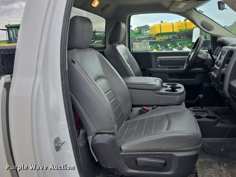 image for item DT6817 2018 Dodge Ram 2500 pickup truck