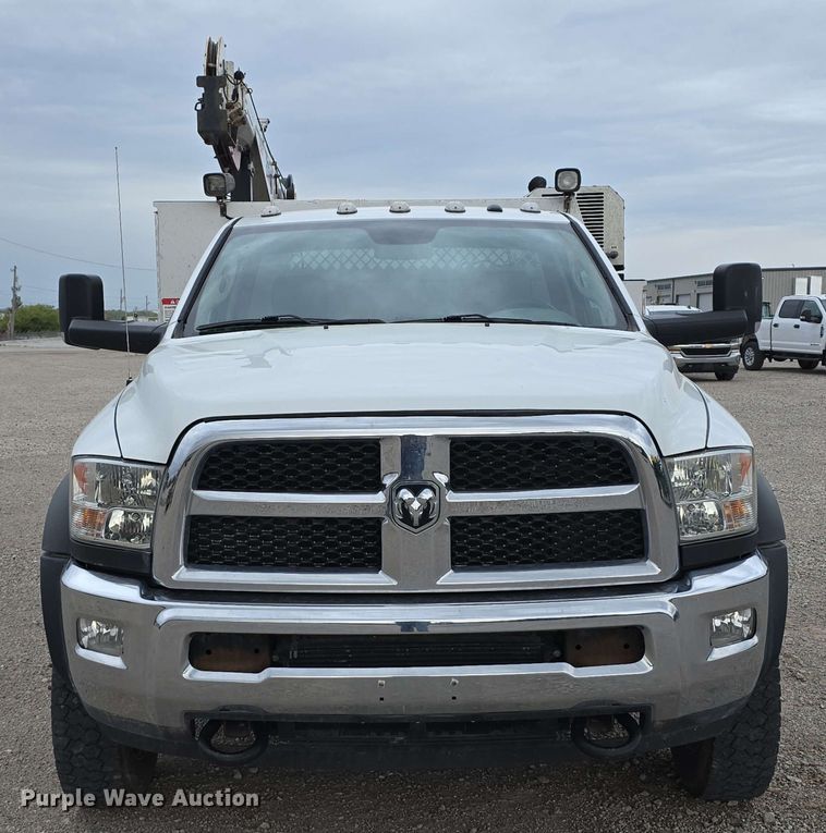 image for item DT6818 2018 Dodge Ram 5500 utility / service truck