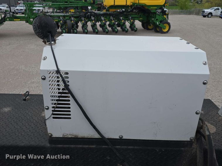 image for item DT6818 2018 Dodge Ram 5500 utility / service truck