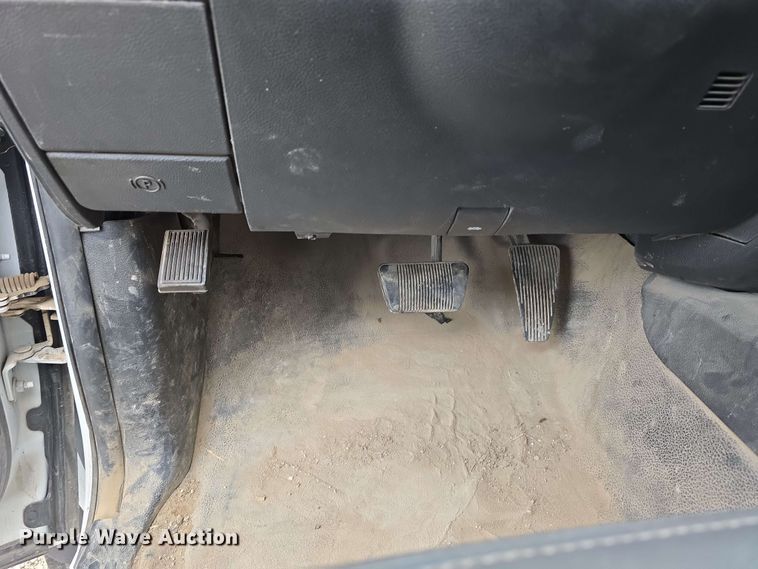 image for item DT6818 2018 Dodge Ram 5500 utility / service truck