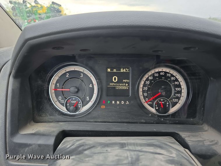 image for item DT6818 2018 Dodge Ram 5500 utility / service truck