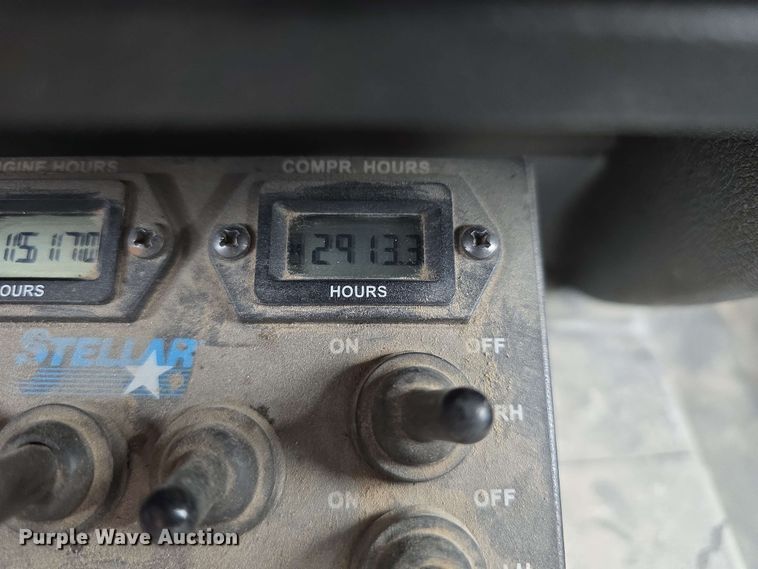 image for item DT6818 2018 Dodge Ram 5500 utility / service truck