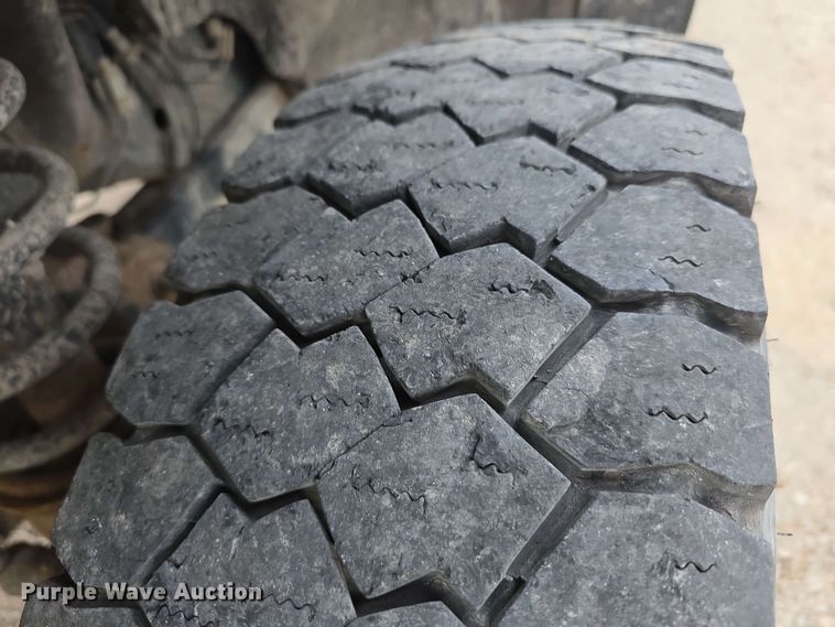 image for item DT6818 2018 Dodge Ram 5500 utility / service truck