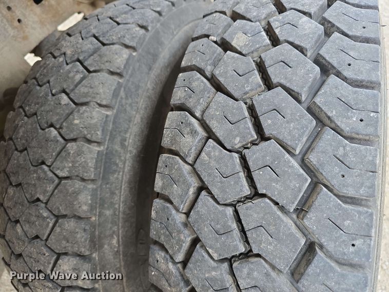 image for item DT6818 2018 Dodge Ram 5500 utility / service truck