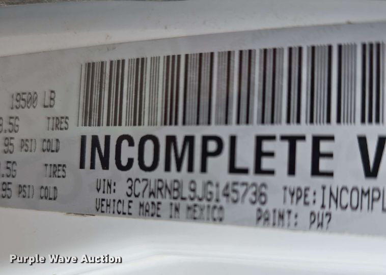 image for item DT6818 2018 Dodge Ram 5500 utility / service truck