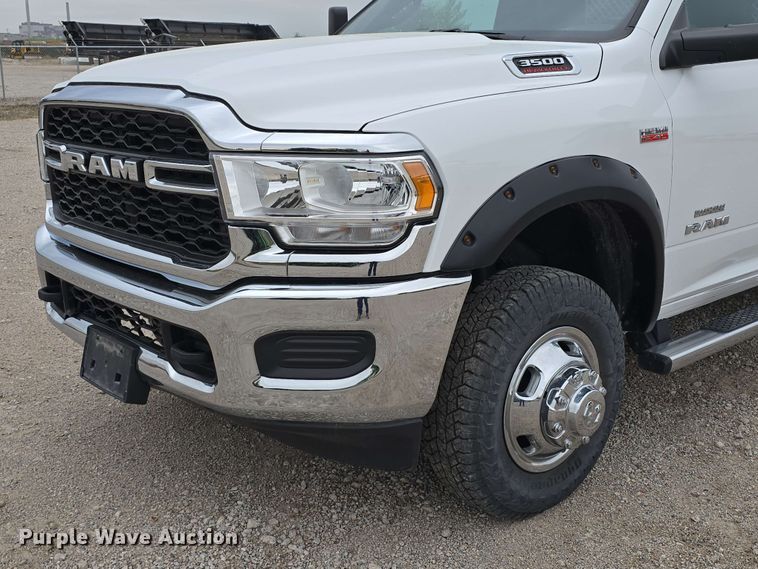 image for item DT6819 2021 Dodge Ram 3500 utility bed pickup truck