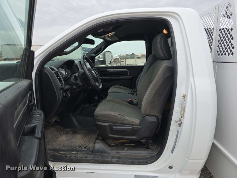 image for item DT6819 2021 Dodge Ram 3500 utility bed pickup truck