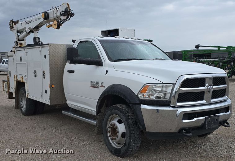 image for item DT6821 2018 Dodge Ram 5500 utility / service truck