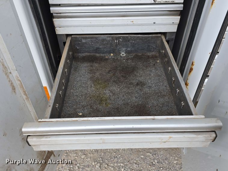 image for item DT6821 2018 Dodge Ram 5500 utility / service truck