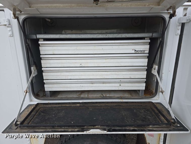 image for item DT6821 2018 Dodge Ram 5500 utility / service truck