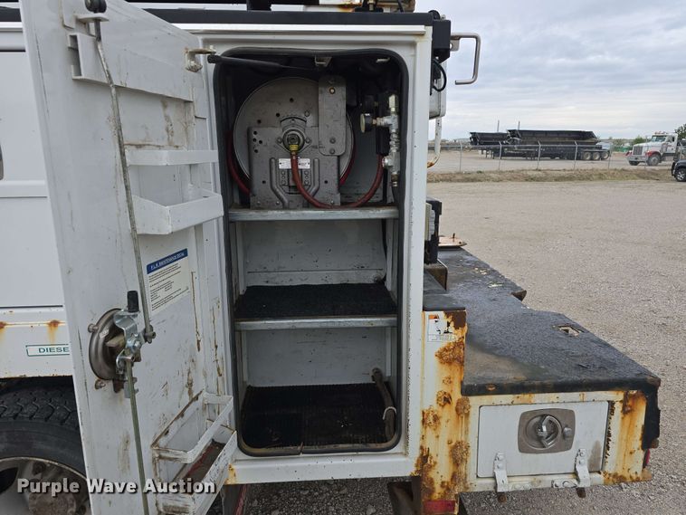 image for item DT6821 2018 Dodge Ram 5500 utility / service truck