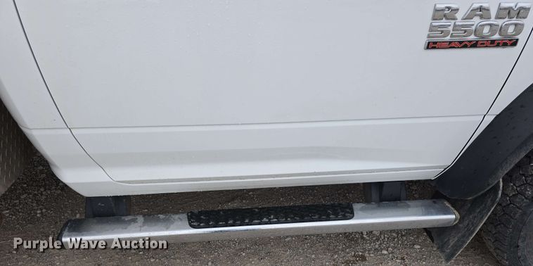 image for item DT6821 2018 Dodge Ram 5500 utility / service truck