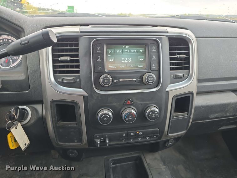 image for item DT6821 2018 Dodge Ram 5500 utility / service truck