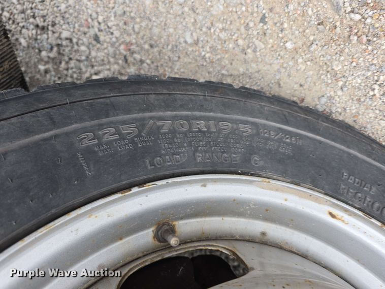 image for item DT6821 2018 Dodge Ram 5500 utility / service truck