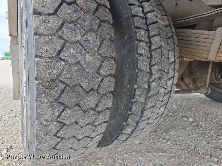 image for item DT6821 2018 Dodge Ram 5500 utility / service truck