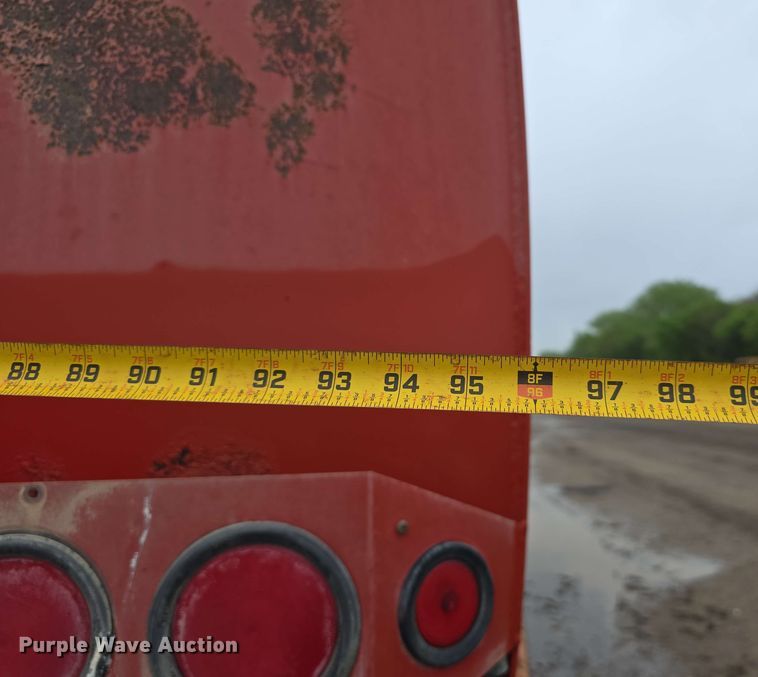 image for item DT6823 1989 Ford LT8000 water truck