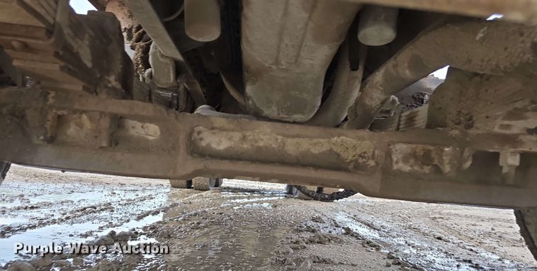 image for item DT6823 1989 Ford LT8000 water truck