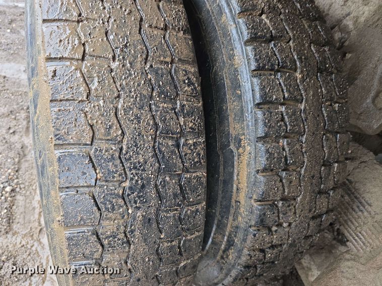 image for item DT6823 1989 Ford LT8000 water truck