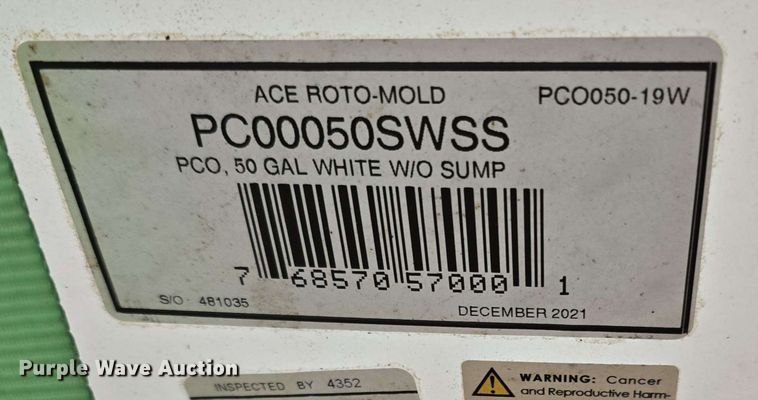 image for item DT6827 2000 Mack RD690S fuel / lube truck