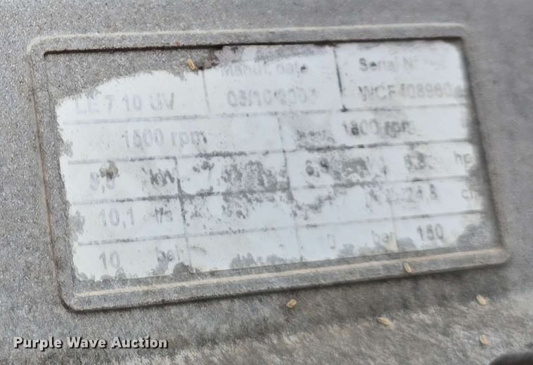 image for item DT6827 2000 Mack RD690S fuel / lube truck