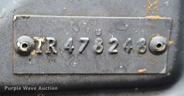 image for item DT6827 2000 Mack RD690S fuel / lube truck