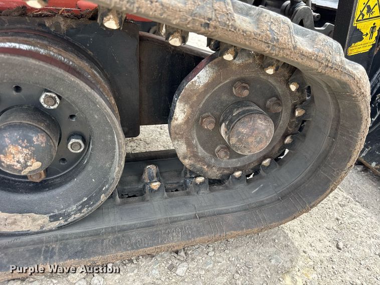 image for item DU3496 2015 Ditch Witch SK850 compact utility loader