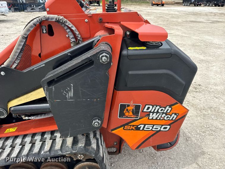 image for item DU3497 2017 Ditch Witch SK1550 compact utility loader