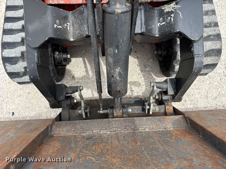 image for item DU3497 2017 Ditch Witch SK1550 compact utility loader