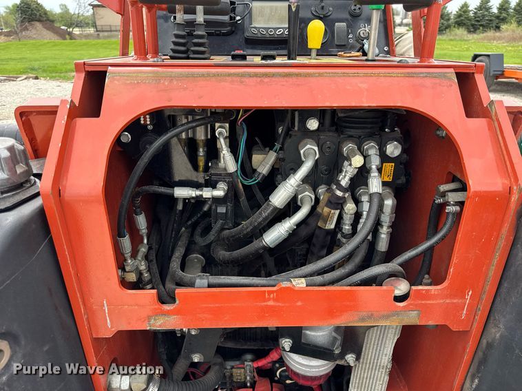 image for item DU3497 2017 Ditch Witch SK1550 compact utility loader