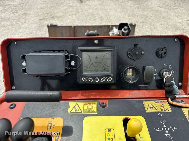 image for item DU3497 2017 Ditch Witch SK1550 compact utility loader