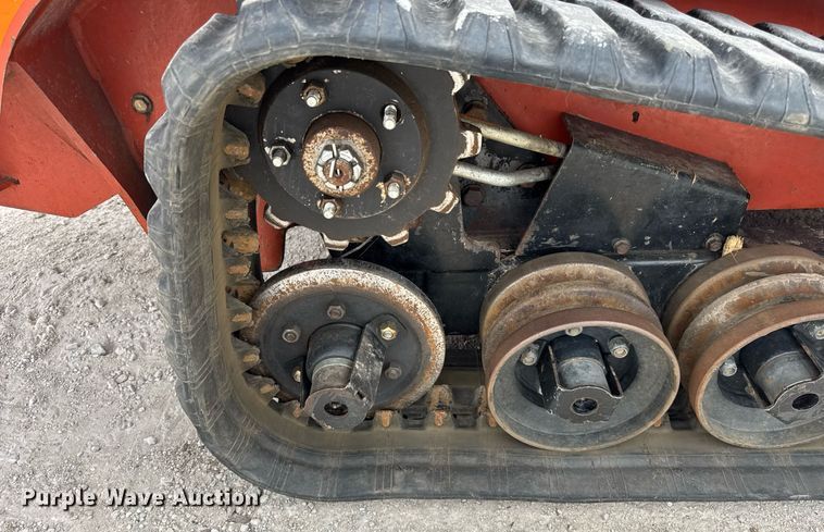 image for item DU3497 2017 Ditch Witch SK1550 compact utility loader