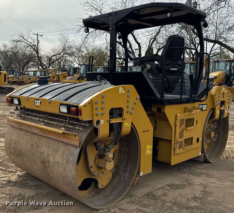 image for item DU3498 2021 Caterpillar CB13 double drum vibratory roller