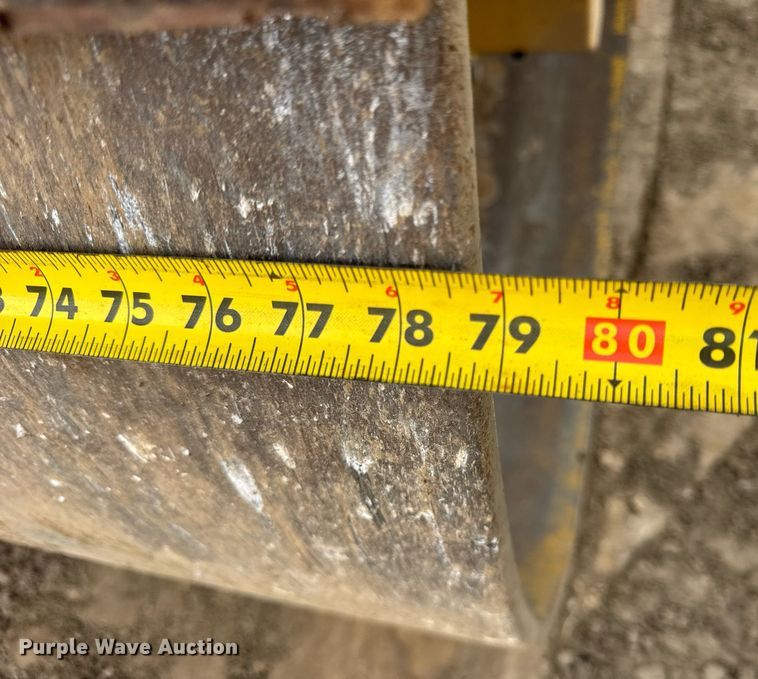 image for item DU3498 2021 Caterpillar CB13 double drum vibratory roller