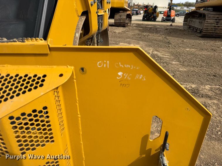 image for item DU3498 2021 Caterpillar CB13 double drum vibratory roller