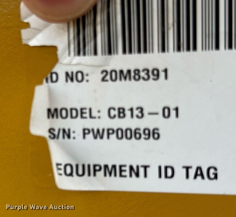 image for item DU3498 2021 Caterpillar CB13 double drum vibratory roller