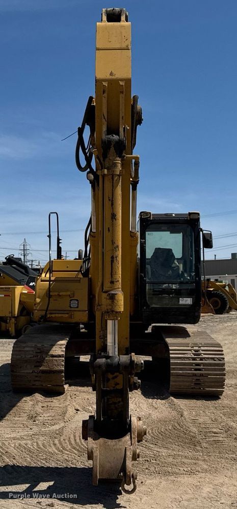 image for item DU3499 2005 Caterpillar 320C LU excavator