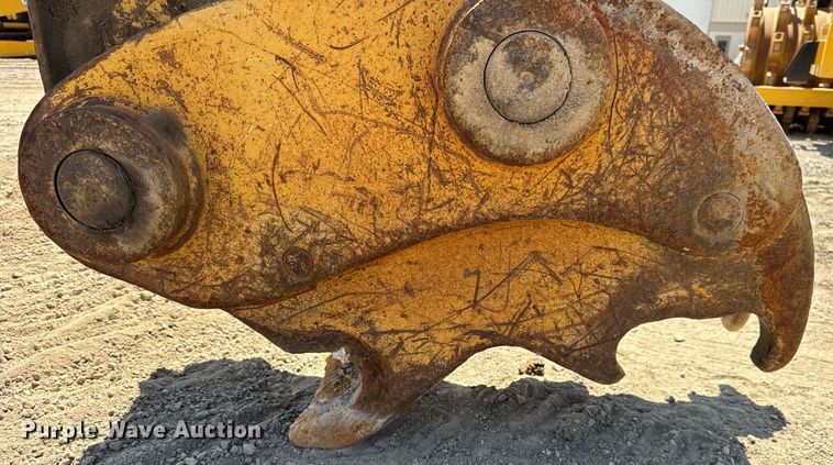 image for item DU3499 2005 Caterpillar 320C LU excavator