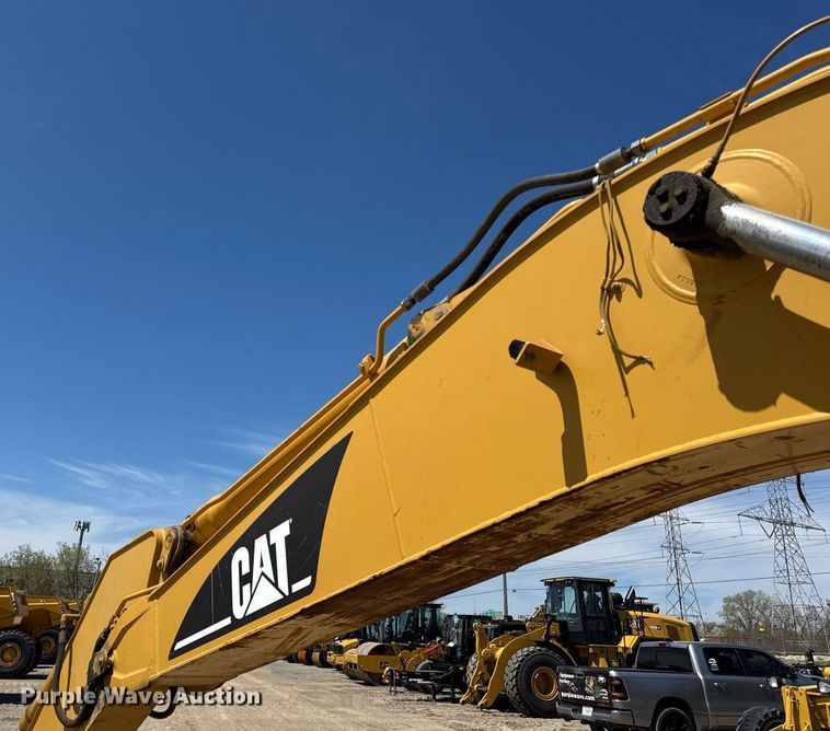 image for item DU3499 2005 Caterpillar 320C LU excavator