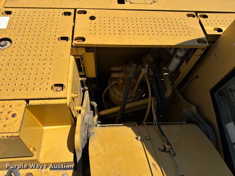 image for item DU3499 2005 Caterpillar 320C LU excavator