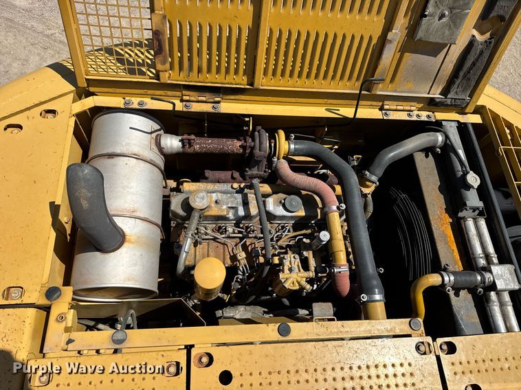 image for item DU3499 2005 Caterpillar 320C LU excavator