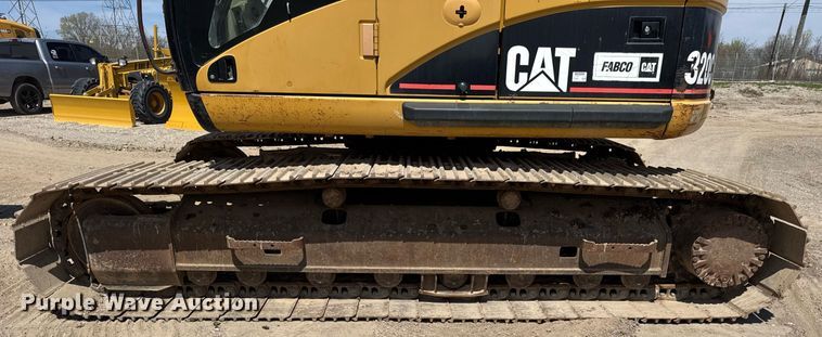 image for item DU3499 2005 Caterpillar 320C LU excavator