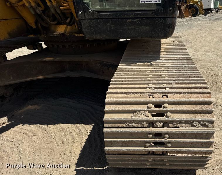 image for item DU3499 2005 Caterpillar 320C LU excavator