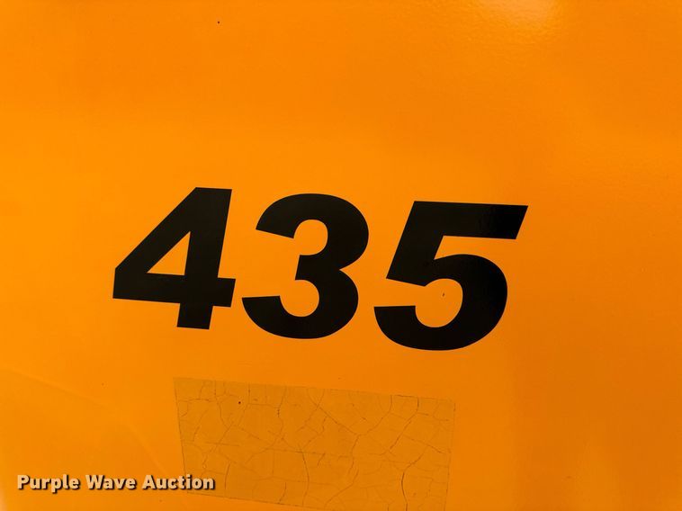 image for item DV1966 2005 Case 435 skid steer loader