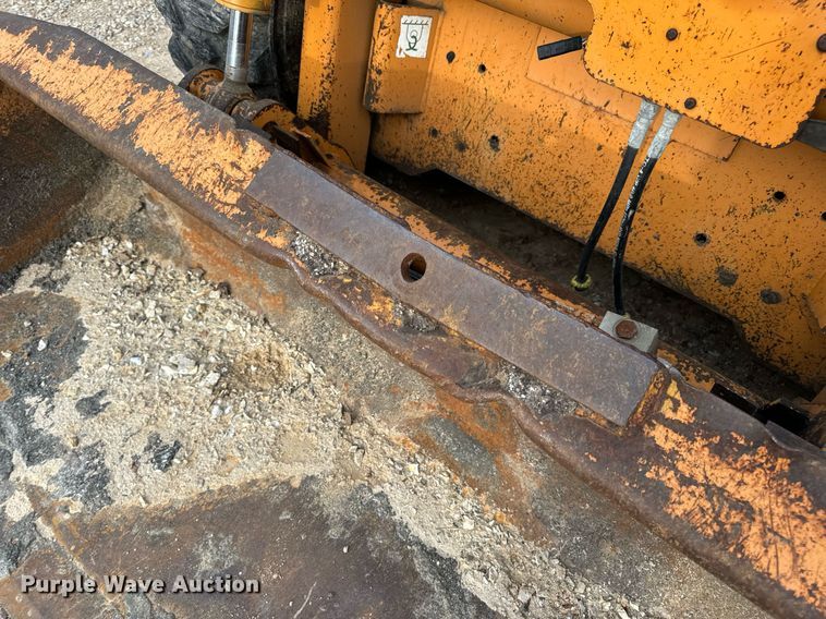 image for item DV1966 2005 Case 435 skid steer loader