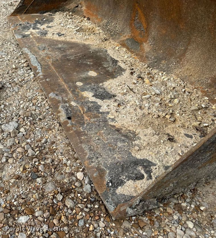 image for item DV1966 2005 Case 435 skid steer loader