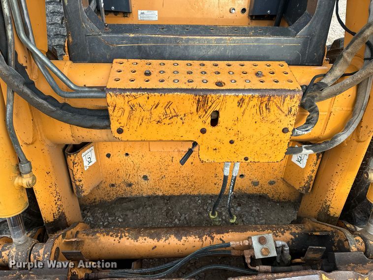 image for item DV1966 2005 Case 435 skid steer loader
