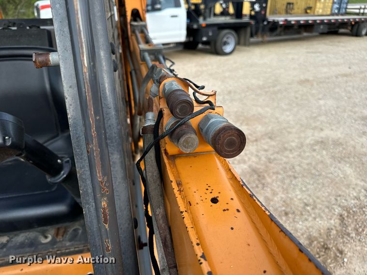 image for item DV1966 2005 Case 435 skid steer loader