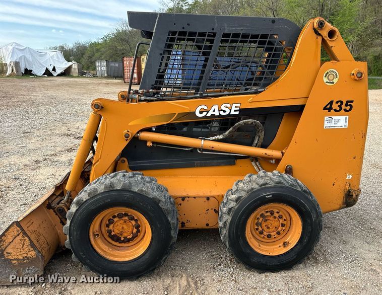image for item DV1966 2005 Case 435 skid steer loader
