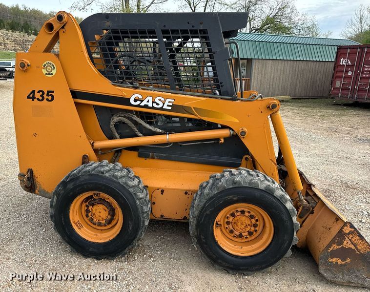 image for item DV1966 2005 Case 435 skid steer loader